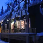 5Min To Resort, Private Beach, New 1000Mb Internet, 3 Queen Beds,