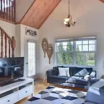 Instant Suites Luxury 3 Bedroom Cabin With Breathtaking Views