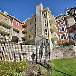 Bondurant By Tremblant Platinum