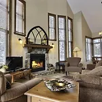Rabaska By Tremblant Sunstar