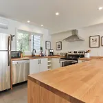 4 Storey Ski Inout Mountain Home In Tremblant