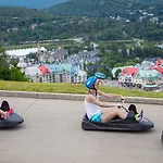 Holiday Inn Express & Suites Tremblant By Ihg