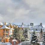 La Tour Des Voyageurs Les Suites Tremblant