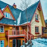 Le Plateau Ski Inout W 3Bdrs W Pool Access
