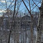 Chalet-Style Condo - 5 Minutes To Lifts And Village!