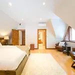 Tremblant Prestige - Plateau 202-5