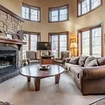 Tremblant Luxury Mountain Getaway