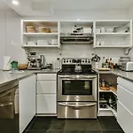 414 Hotel Du Lac - Spacious 2 Bdr With Lake & Mountain Views