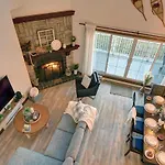 Huge Condo In Front Of Tremblant Ski Resort