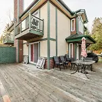 Tremblant Chalet