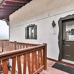 469 Hotel Du Lac - Mountain & Lake View Condo In Mont-Tremblant