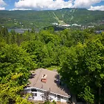2669 Chemin Du Village - Mountain Home W Hot Tub & Sauna Next To Village