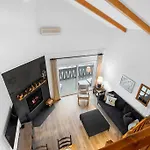 Cozy & Simple Condo With Views Of Mont-Tremblant