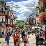 Tremblant Village Retreat!Steps To Hill & Trails