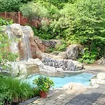Tremblant Prestige - Les Eaux 207-2