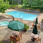 Les Eaux Tremblant - Luxury Chalet With Pool & Spa And Ac