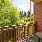 Les Eaux Tremblant - Luxury Chalet With Pool & Spa And Ac