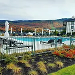 Escapade Pinoteau Tremblant Getaway