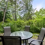Les Eaux - 2Bdrs W Pool & Hot Tub Near Village