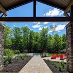 Verbier C - Mont-Tremblant Pool Spa And Gym