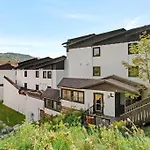 Chic Mt-Tremblant Condo With View On The Lake By Denstays
