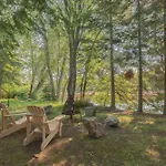 The Phoenix - Riverside Chalet With Beach