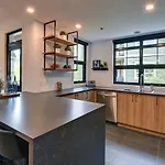 Beautiful Condo Located In Mont-Tremblant
