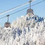 Homewood Suites By Hilton Mont-Tremblant Resort