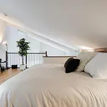 Modern Chalet Breathtaking Views Of Lac Tremblant