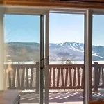 Relaxed Chalet With Views Of Mont-Tremblant