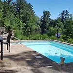 Prime Location Village Home - Bondurant 95-4