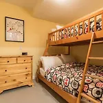 Spacious Mountain Home With Sauna - Clairiere 406