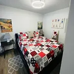 Perfect \'Lil Condo