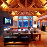 Grand Foret Villa Luxurious Chalet With Hot Tub And Outdoor Firepit