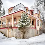 Auberge La Porte Rouge