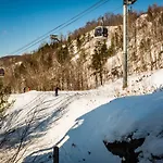 L\'Altitude By Rendez-Vous Mont-Tremblant