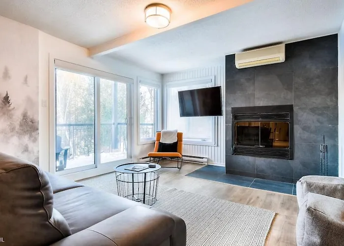 Chic Mt-Tremblant Condo With View On The Lake By Denstays