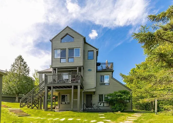 Le Petit Condo B - Ski In/ Ski Out Mont-Tremblant