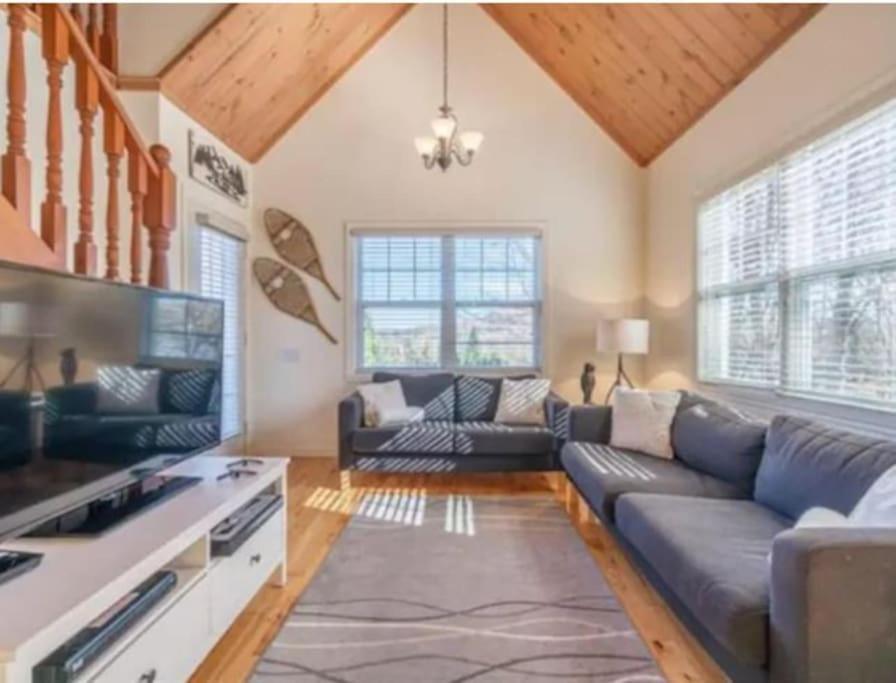 Instant Luxury 3 Bedroom With Breathtaking Views Holiday home