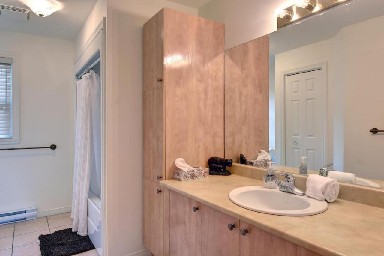Instant Luxury 3 Bedroom With Breathtaking Views Holiday home Mont-Tremblant