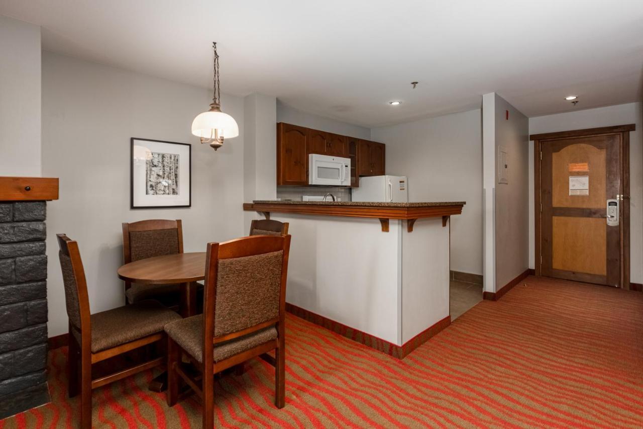 Hotel La Tour Des Voyageurs Ii Mont-Tremblant