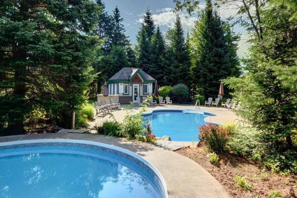 Townhouse On The Golf W Pool Access -aiglon 1748