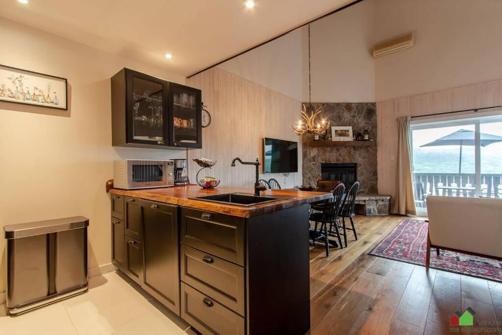 Unique Tremblant View -fancy Fully Equipped *