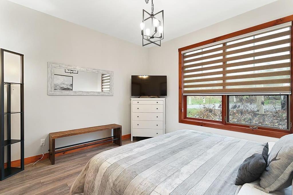 Les Eaux 225-1 By Escapades Tremblant *