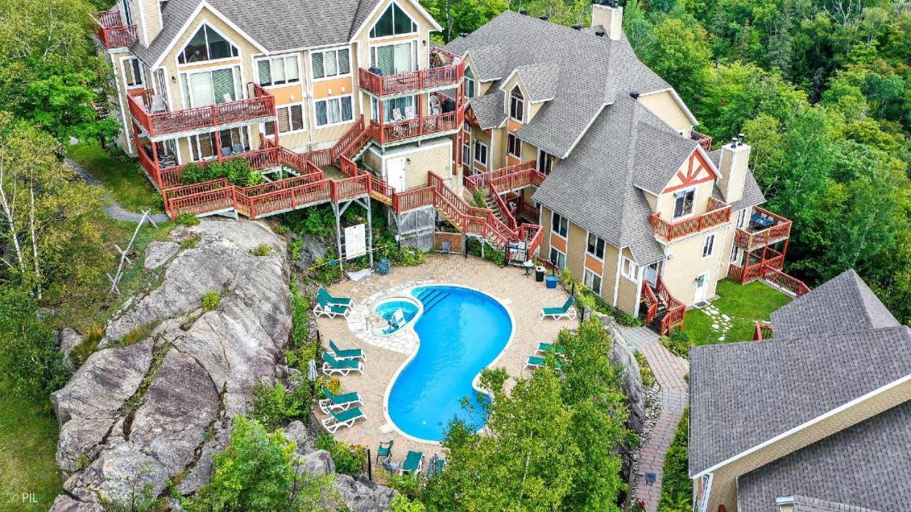 Hauts-bois Inout 2brs Wpool Access 193-1 * Mont-Tremblant