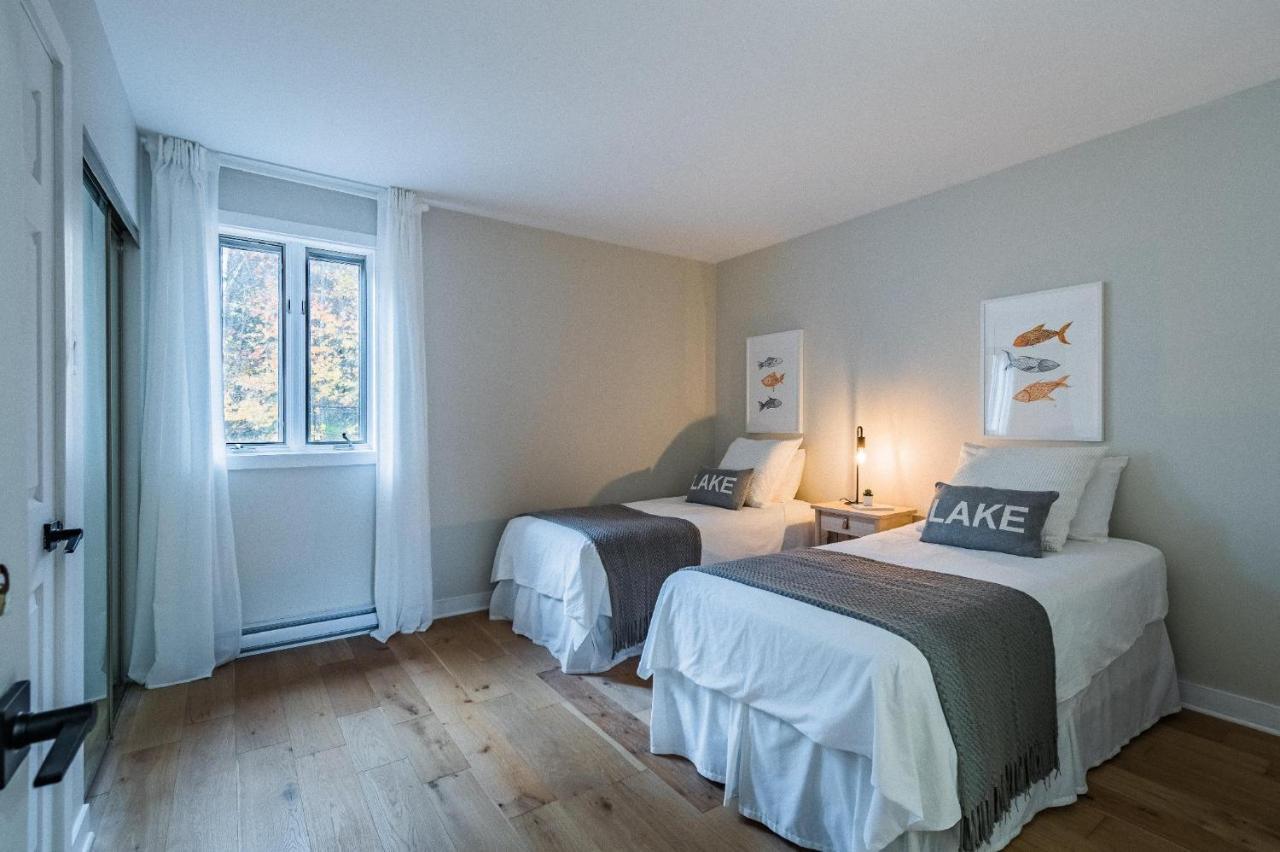 Amazing Lakemountain View 5 Min To Tremblant 8 Holiday home *