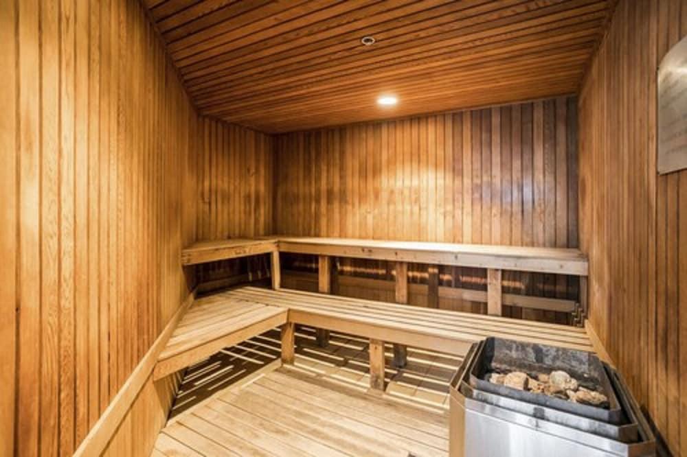 La Tour Des Voyageurs Les Tremblant Apartment