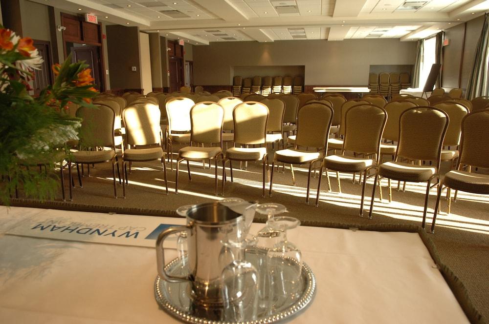 Hotel Cap Tremblant Mountain 4*