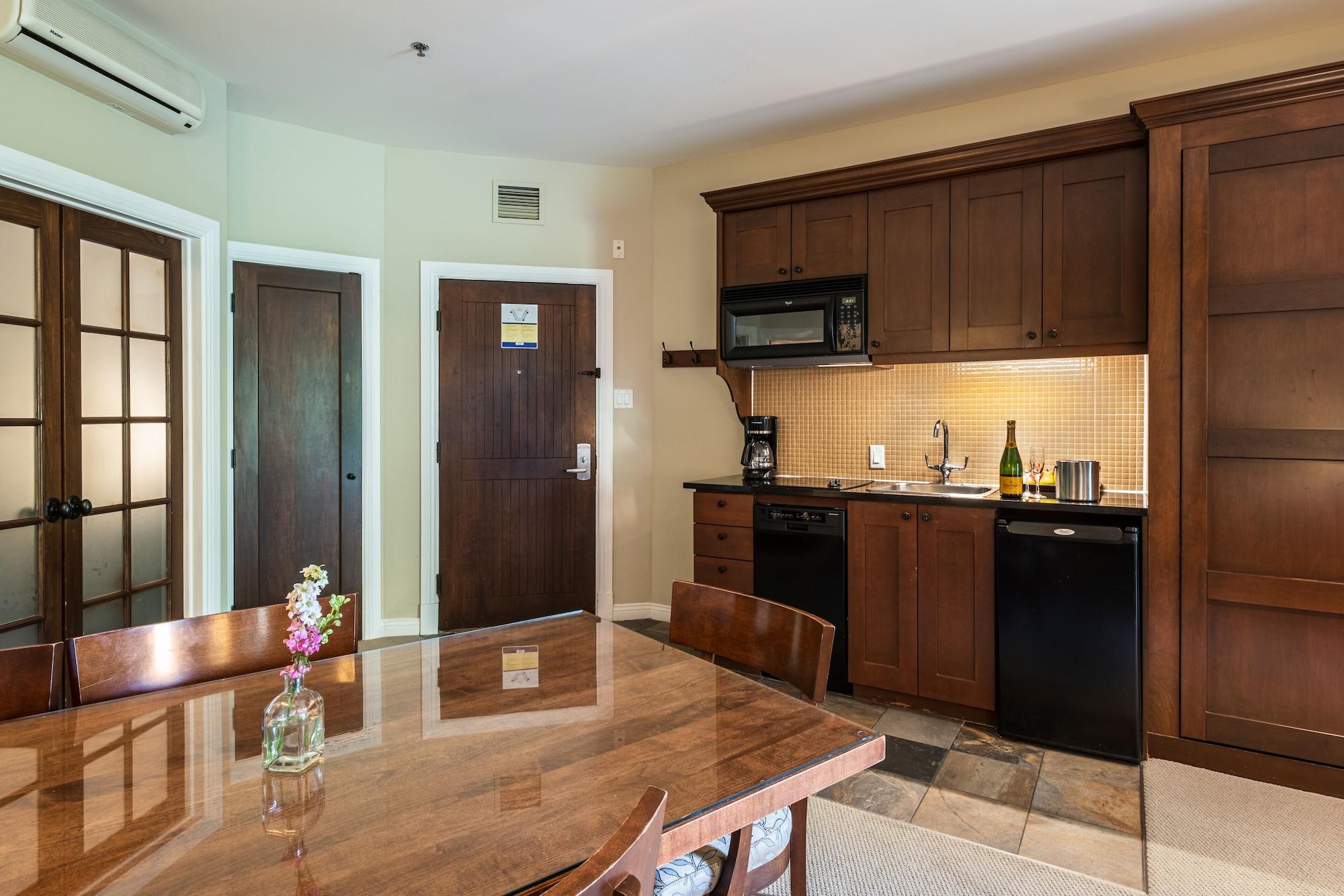 Chateau Beauvallon 4* Mont-Tremblant