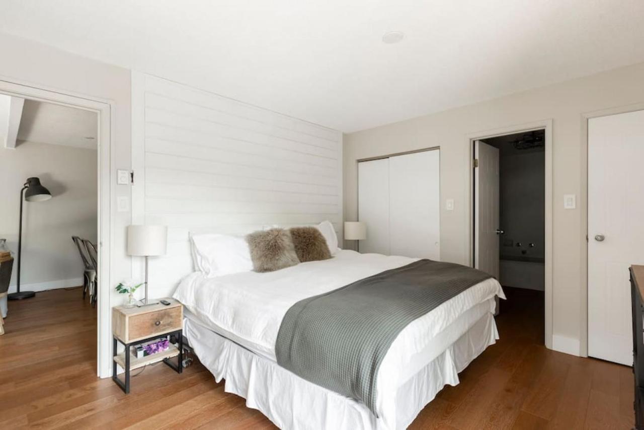 The Outlook Over -tremblant By Instant Holiday home *